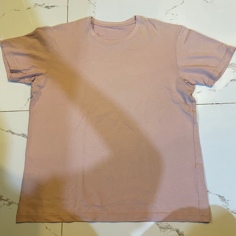 preloved kaos uniqlo