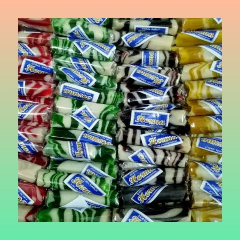 

Dodol Garut isi 6 pcs warna warni | Dodol Garut zebra | Cemilan dodol Garut | Dodol Garut zebra manis | Cemilan dodol Garut | Dodol Garut