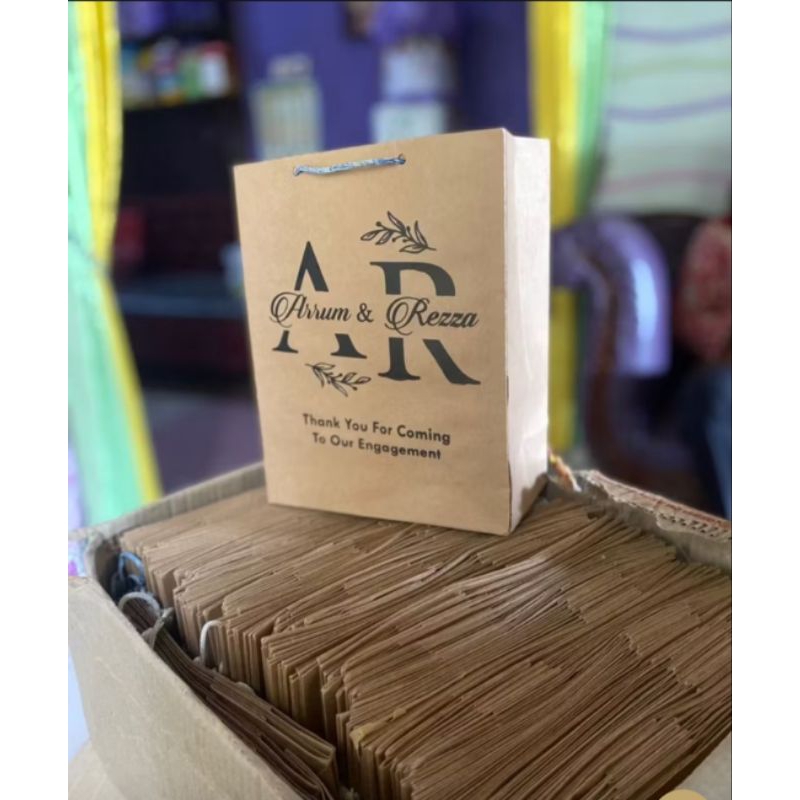 

Paperbag Custom untuk Souvenir Pernikahan Dll