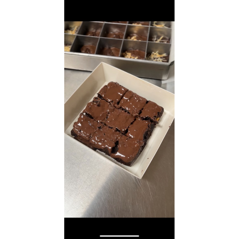 

Brownies Kunafa Pistachio [Premium Series 100% original pistachio]