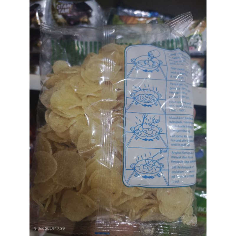 

krupuk nuri ceripink pedas