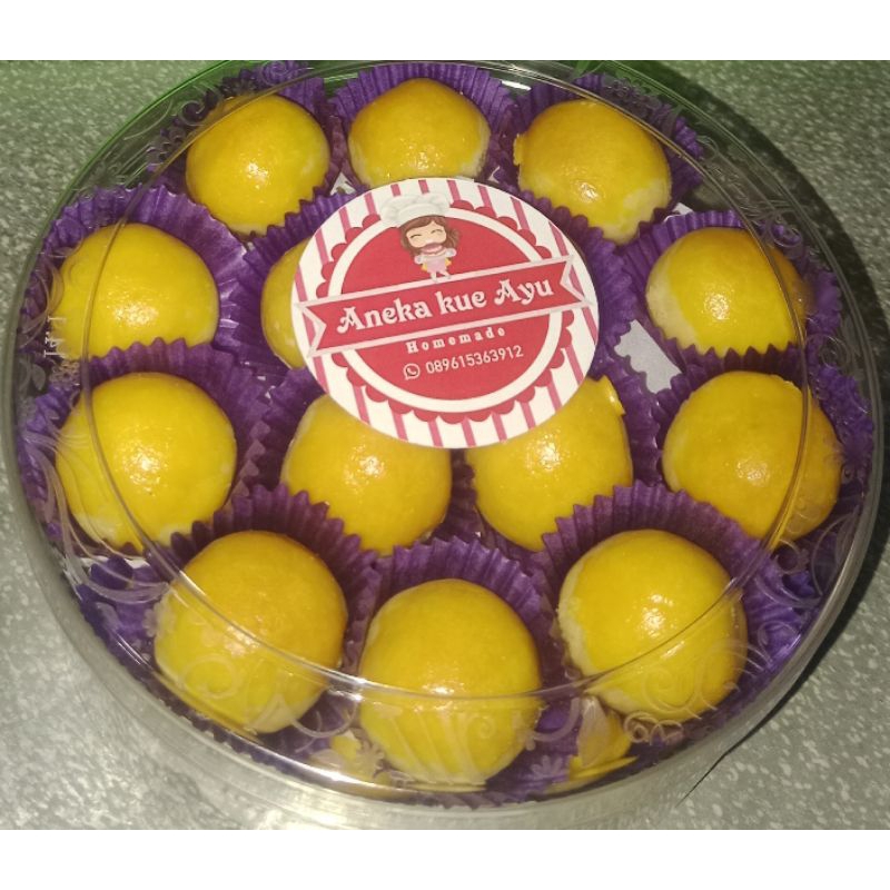 

Paket kue kering dengan butter wisman isi 4 TOPLES