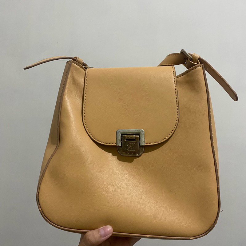 Preloved Tas Jims Honey