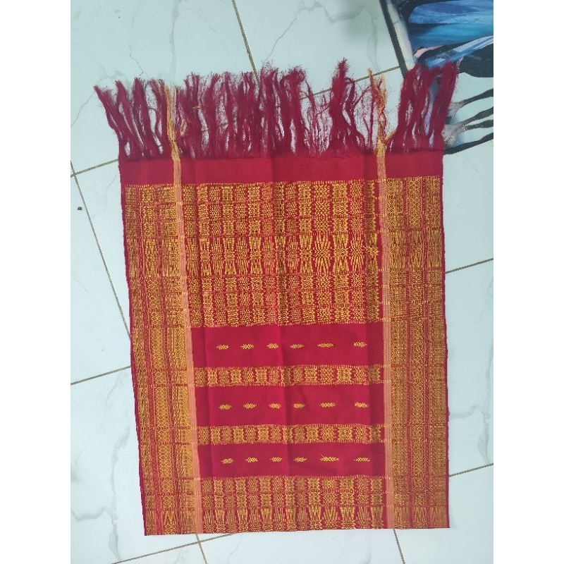 uis nipes semi sutra