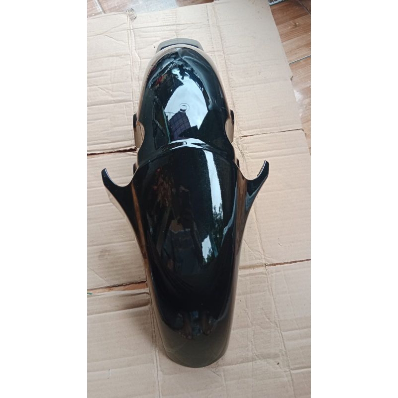 spakbor depan Megapro primus