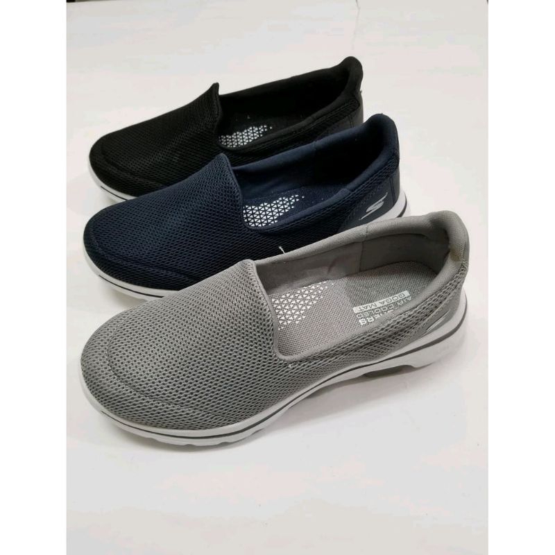 Sepatu Skechers men/Sepatu slip on men/SKECHERS GOWALK 5