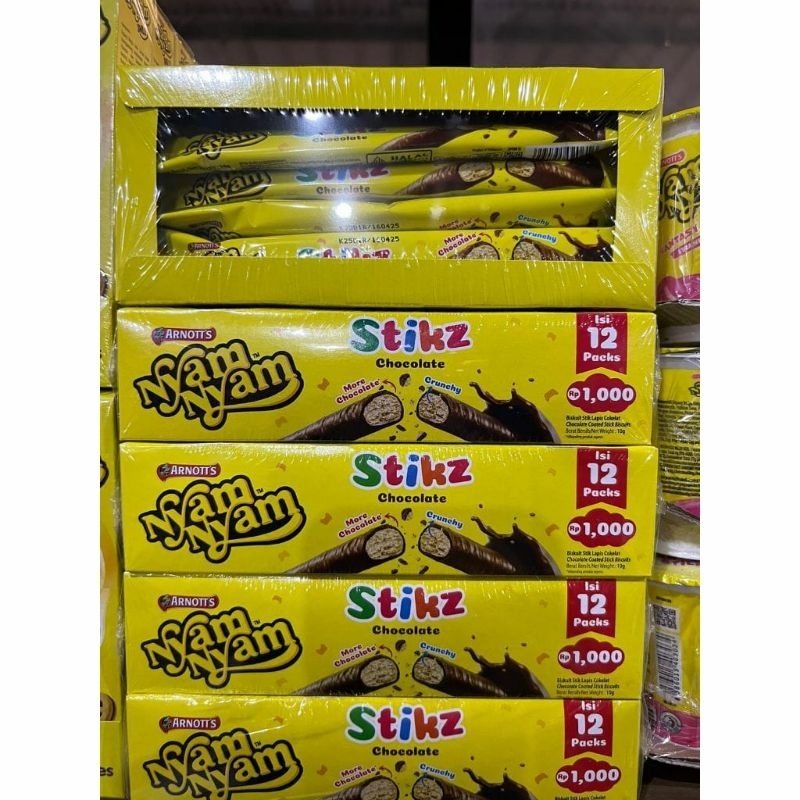 

biskuit nyam nyam stick chocolate isi 12 pcs