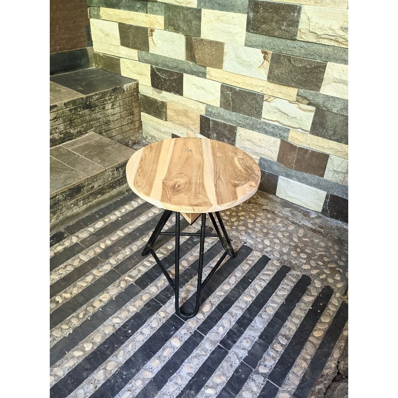 kursi bundar kayu. kursi besi minimalis. Meja sudut. kursi bakso Furnitur kayu. Dekorasi rumah. kurs