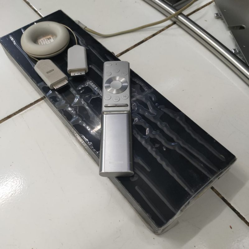 ONE CONNECT SAMSUNG - One Connect samsung - model SOC1000MA - one connect Q7 Q8 - QA65Q8CAM