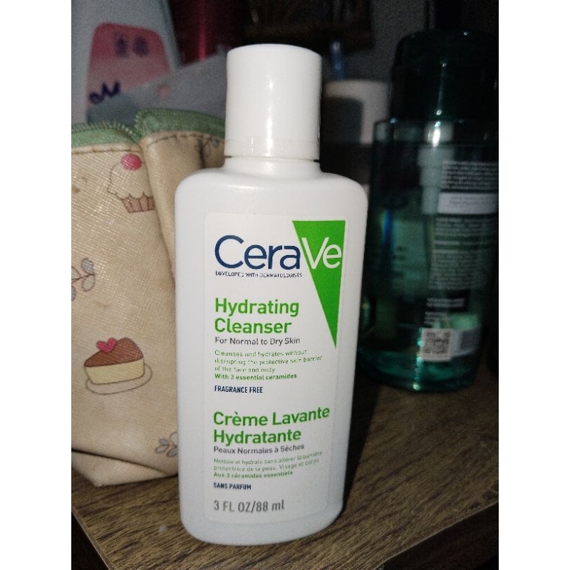 PRELOVED FACEWASH CERAVE HYDRATING CLEANSER