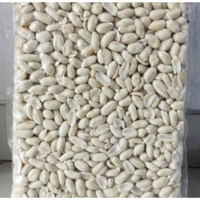

kacang tanah kupas jumbo size 25/29