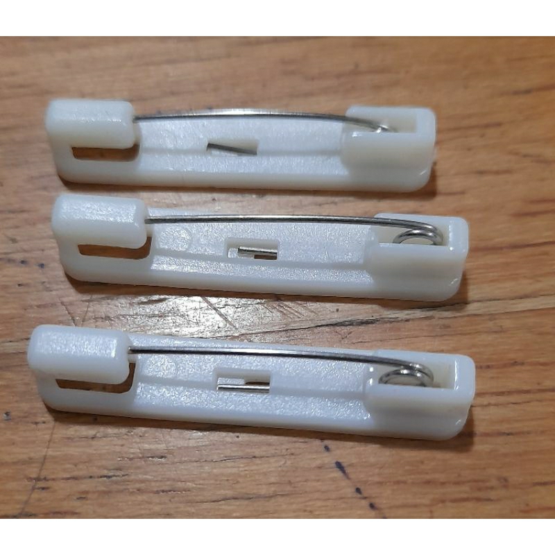 

Peniti Name tag 3,5 cm