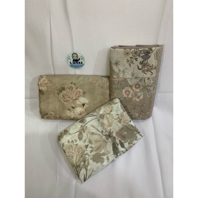 Hijab Motif Syar'i / Hijab Segi Empat Motif