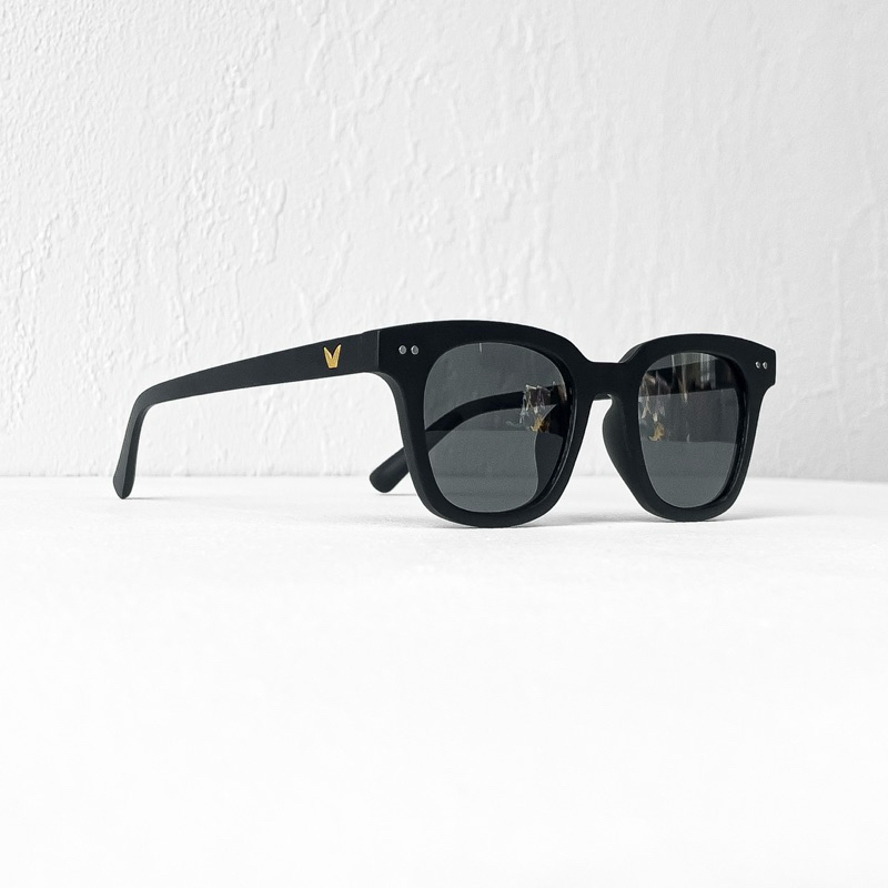 FW524 Kacamata Sunglasses Hitam Dof Kaca Cewek Cowok