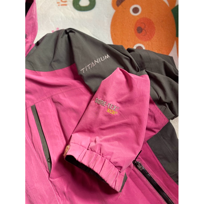 Columbia Titanium Goretex-XCR Gopcore