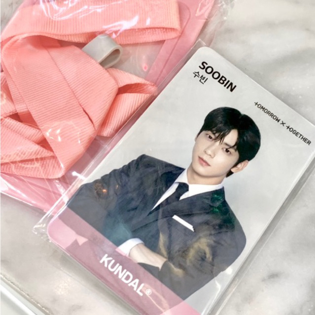 TXT Tomorrow x Together official photo card complete + lanyard card holder - Soobin Huening Kai Yeon