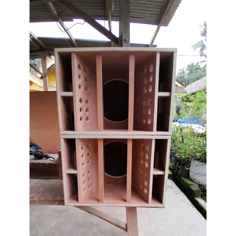 Box Paratop Middle Balap 6 inch