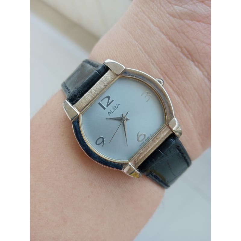 jam alba wanita original