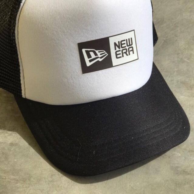 Topi New Era Hitam Putih | Trucker | Topi Band |Topi Distro |Topi Premium  | Topi Terbaru