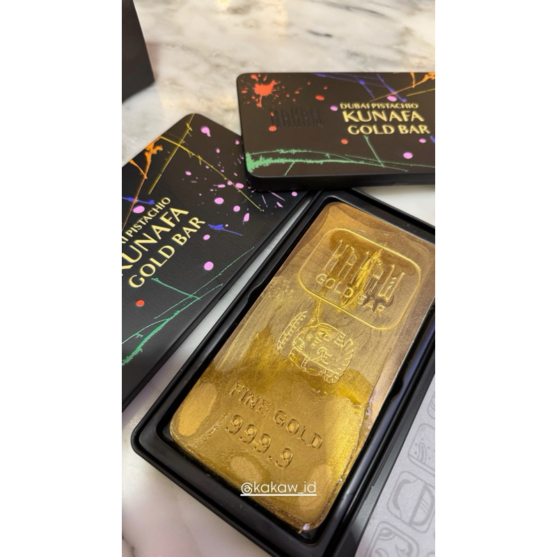 

Ready Stock Kakaw Dubai Chocolate Pistachio Kunafa Gold Bar