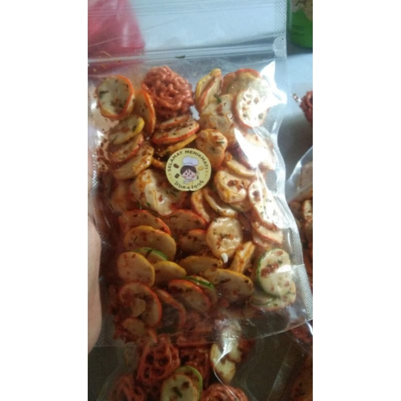 

Krupuk seblak daun jeruk