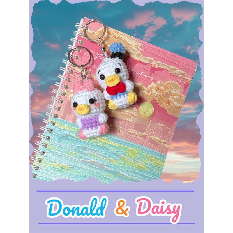 amigurumi keychain donald duck dan daisy duck couple, gantungan kunci boneka rajut donald duck dan d