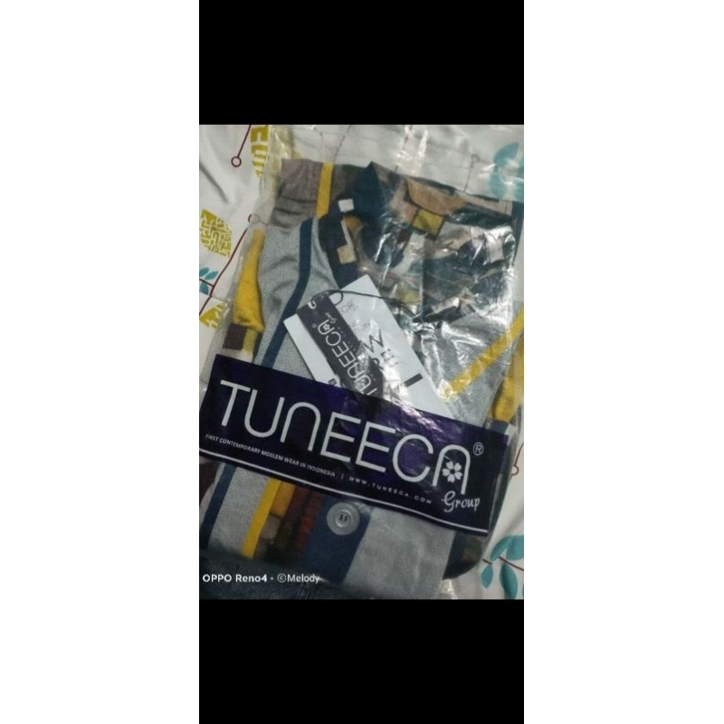 Tuneeca preloved