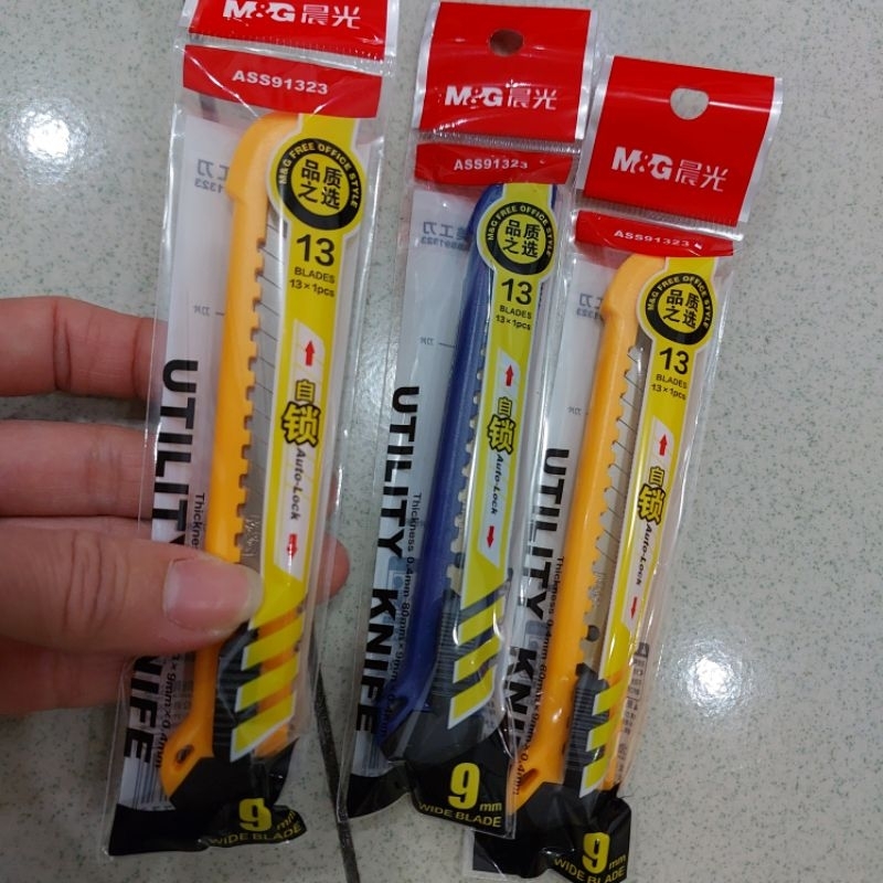 

Utility Knife Manual Lock 9mm Merk M&G Cutter Pisau Kater