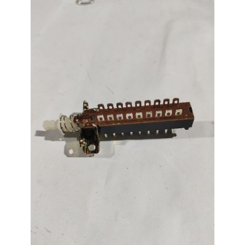 Saklar switch DPDT 2x9 18 pin