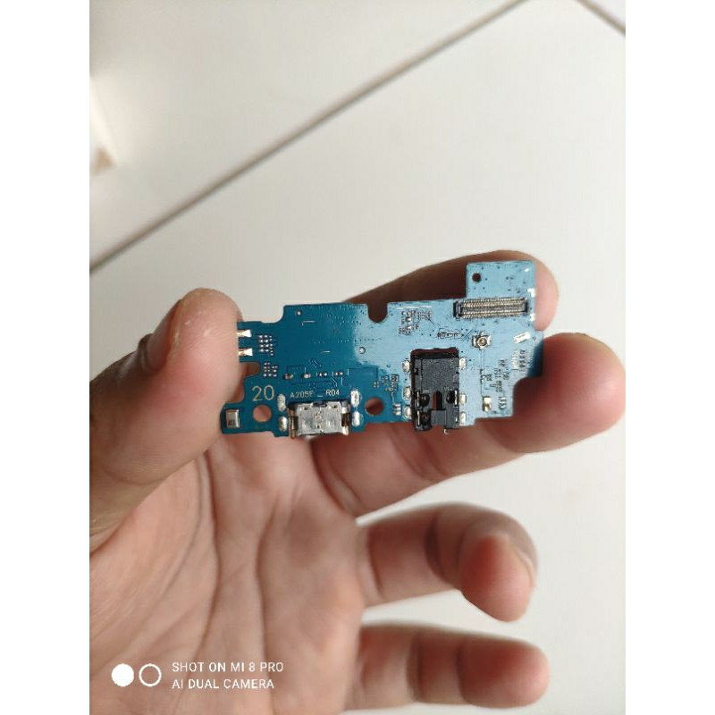 mesin atas dan mesin bawah(connector cas) Samsung a20