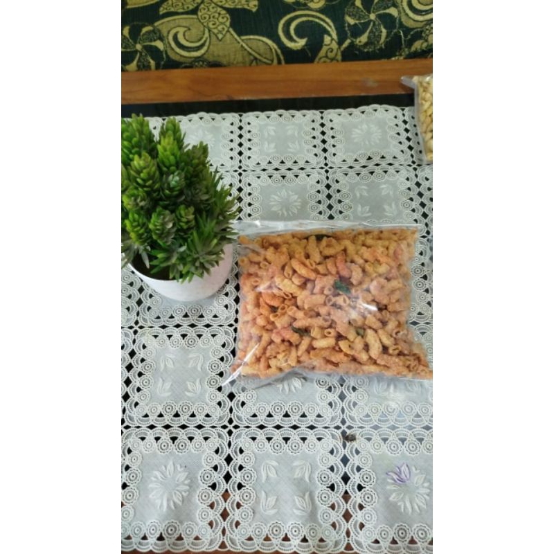 

Makaroni pipa Daun jeruk renyah gurih 250gram & 500gram