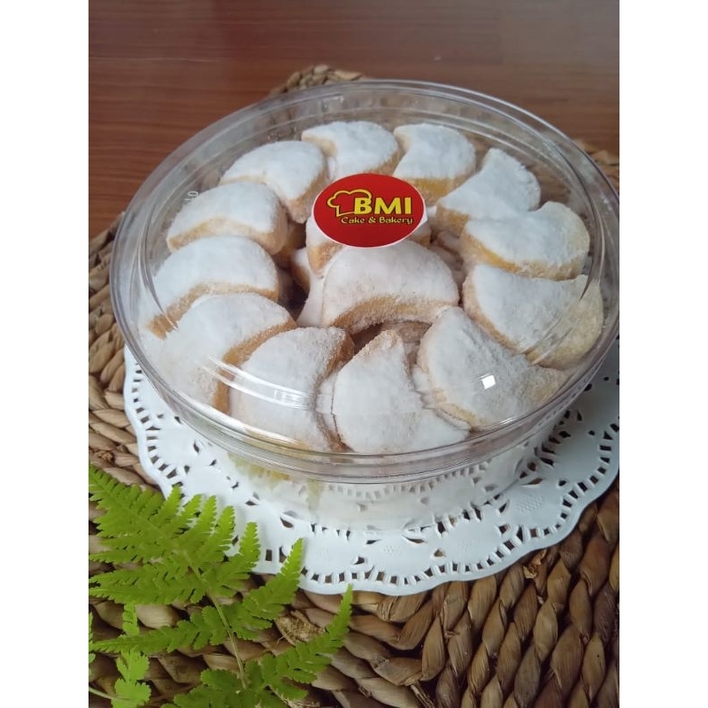 

BMI Cookies Kue Kering Putri Salju 500gr