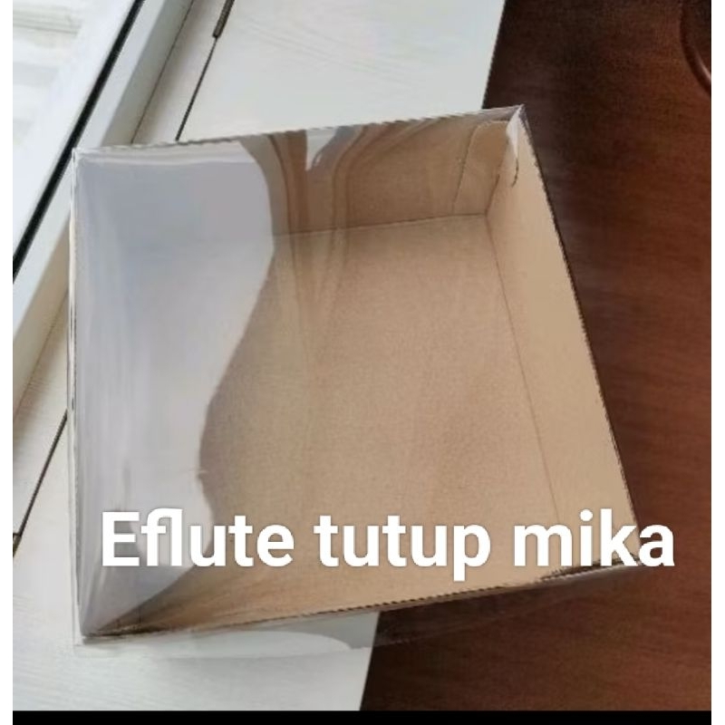 

kotak/eflute tutup mika tinggi 10 cm