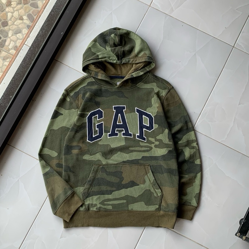 GAP CAMO HOODIE