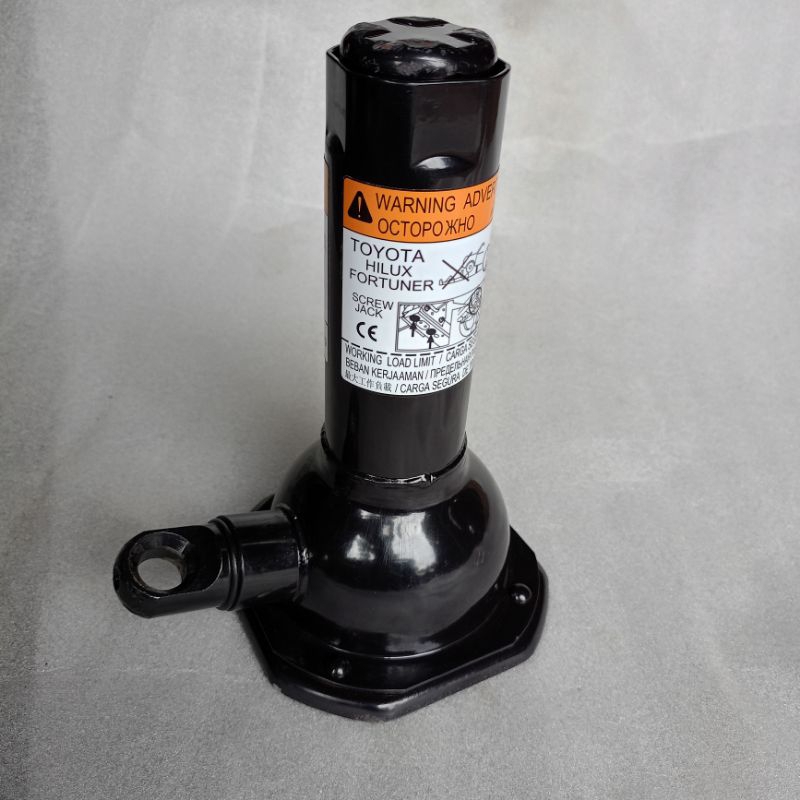 Dongkrak TOYOTA HILUX  FORTUNER 1500 kg barang ori copotan mobil