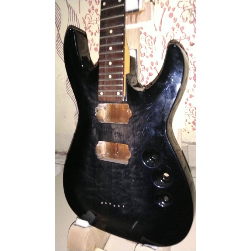 gitar elektrik body neck schecter original