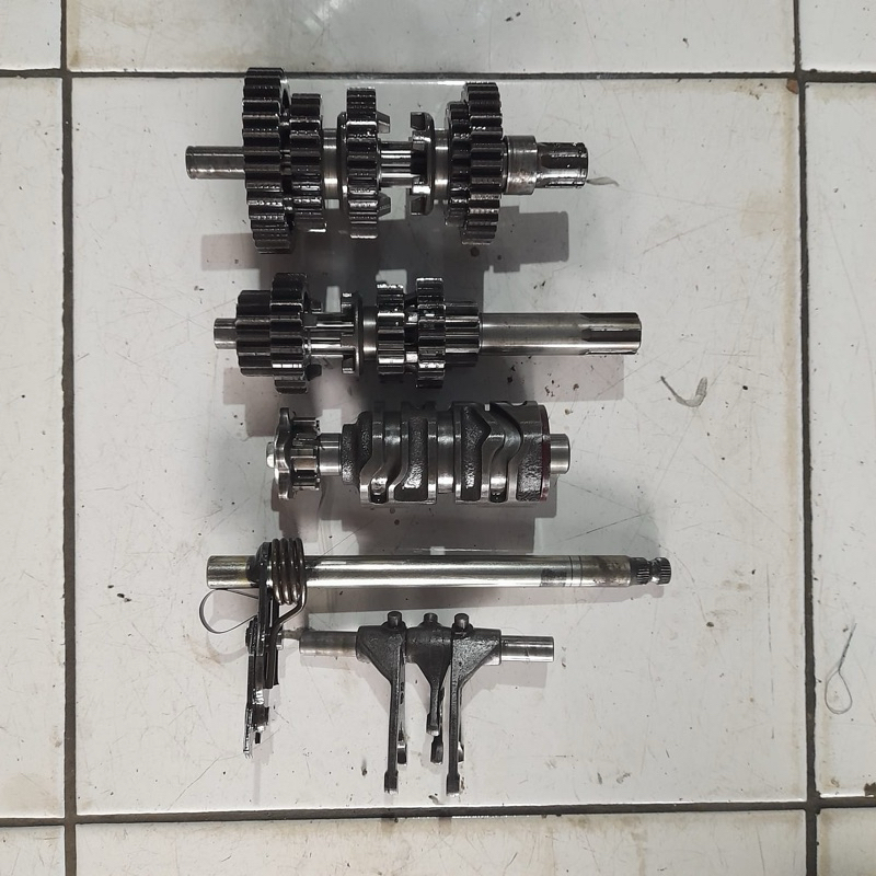 transmisi / rasio klx 150