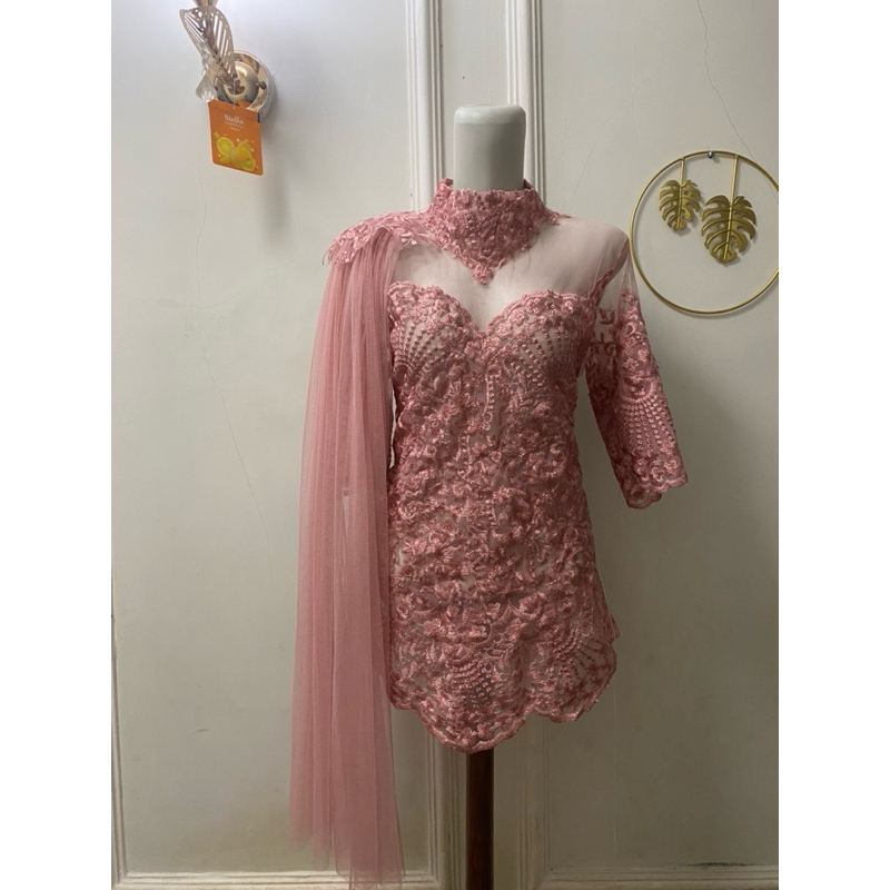 kebaya wisuda/kebaya pagar ayu/kebaya among tamu/kebaya wanita modern