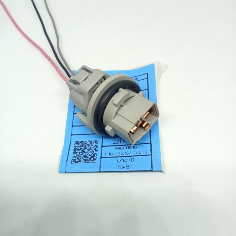 SOKET FITING LAMPU KABEL KAKI 3 AL MOBIL HONDA NEW ORIGINAL