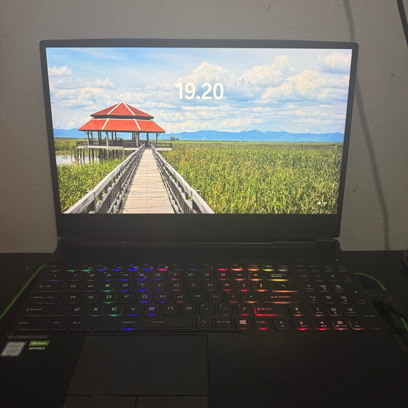 MSI GL65 9SFK i7 9750H / 16GB / 1TB SSD/ RTX 2070 8GB / Laptop Gaming