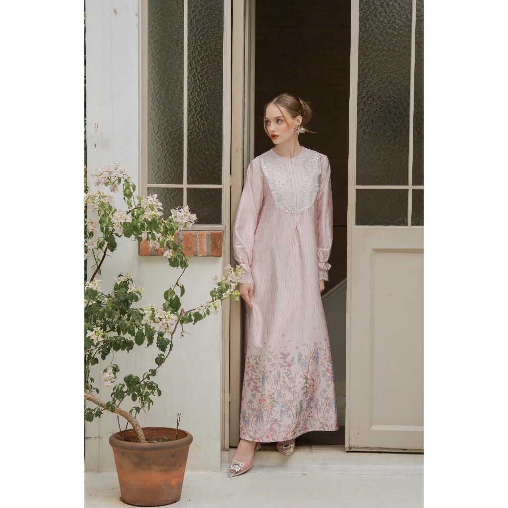 Naraya Evanthe Lace Dress