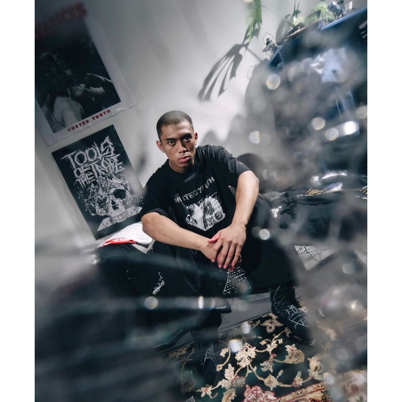 HUSTED YOUTH - KRAKOS BLACK T-Shirt