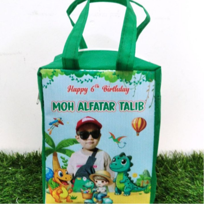 

Tas ultah anak resleting ukuran 20x18x30