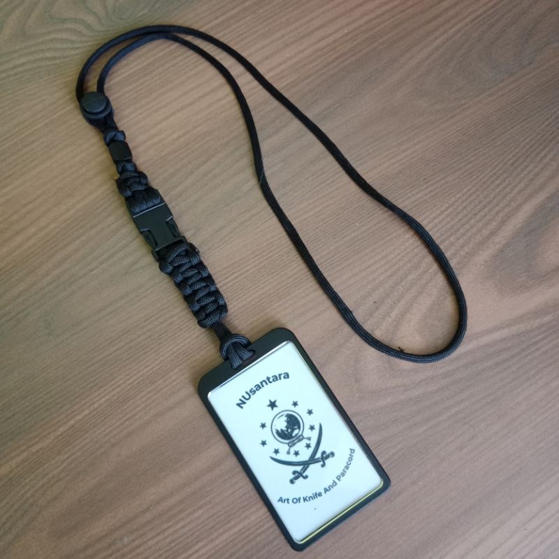 

ALMUNIUM LANYARD TACTICAL PARACORD