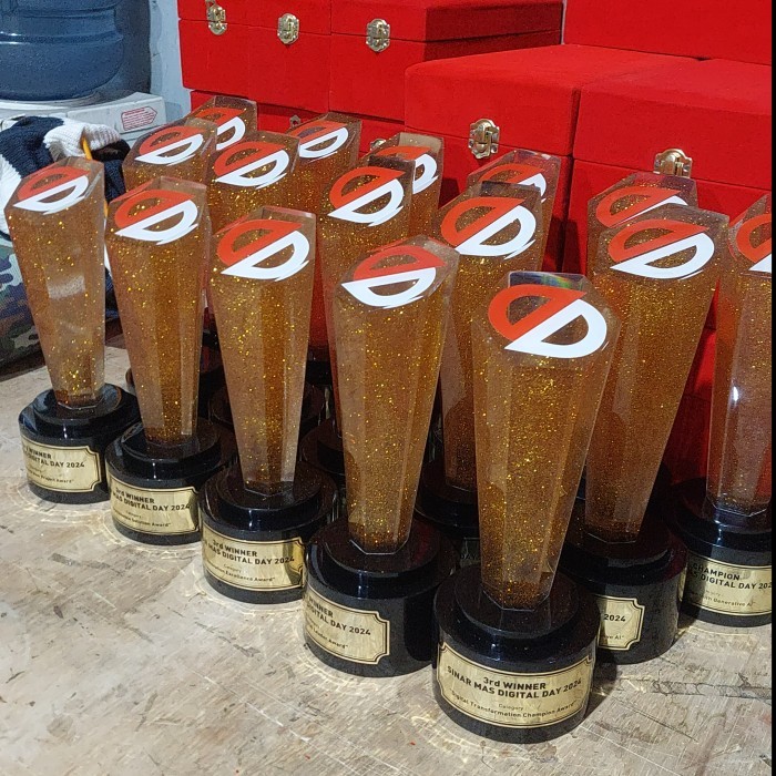 PLAKAT RESIN / TROPHY RESIN / PLAKAT CUSTOM / RESIN CUSTOM / PIALA