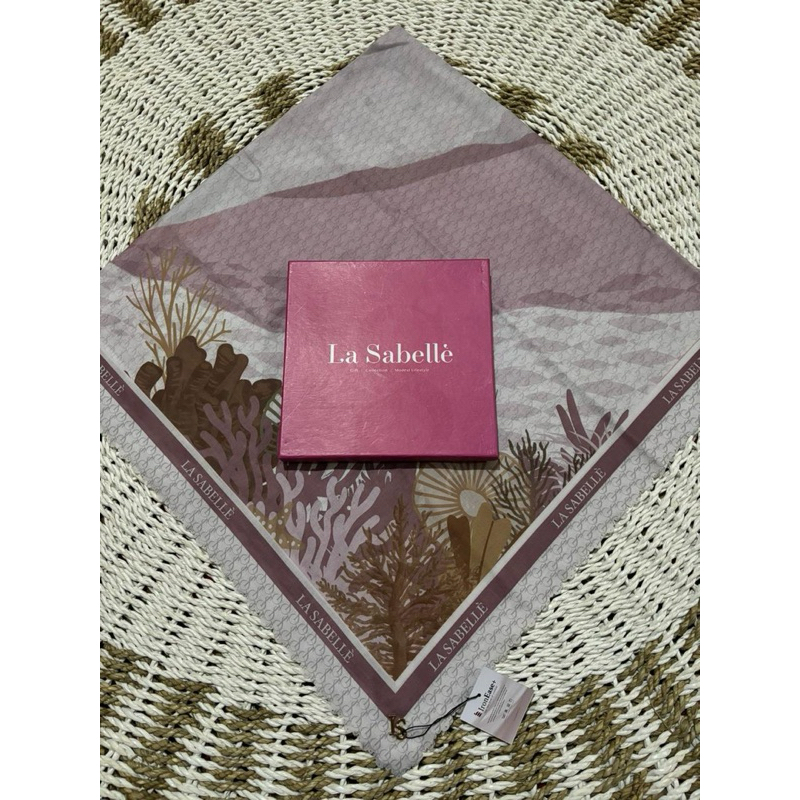 NEW NEW NEW LASABELLE (Preloved La sabelle Lasabelle, Preloved Buttonscarves, Riamiranda, Zytadelia,