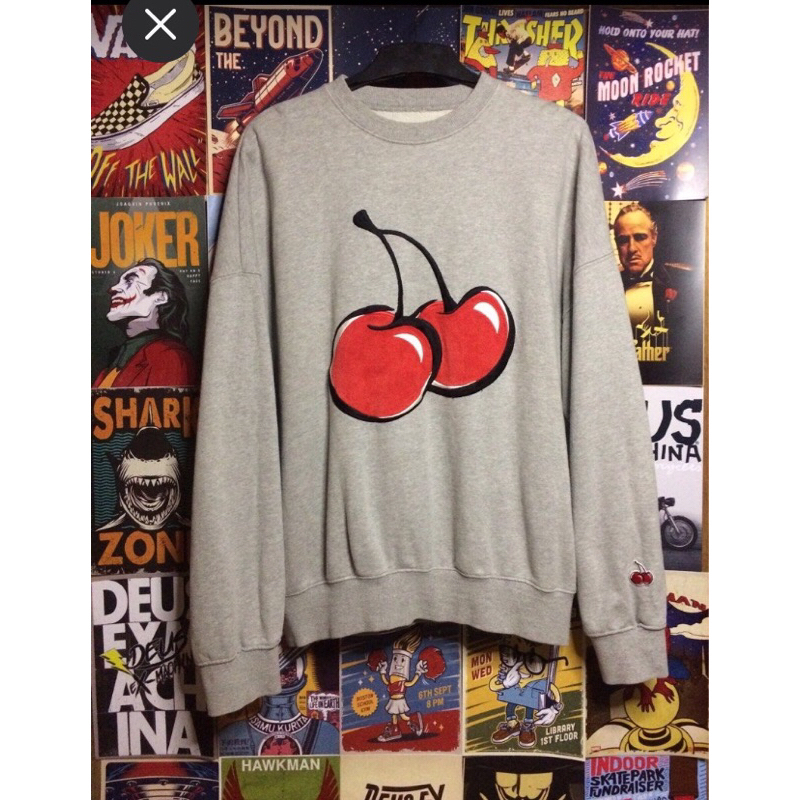 Crewneck Cherry (KIRSH)