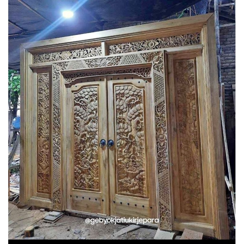 pintu ukir minimalis