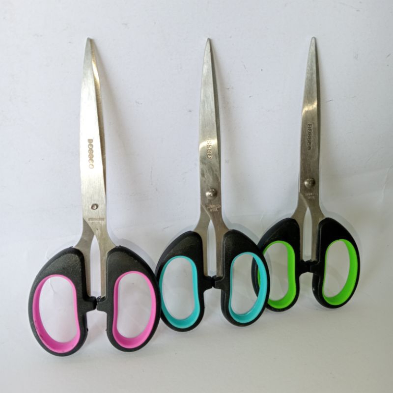 

Gunting Kertas ukuran Sedang Bossco scissor BC-666