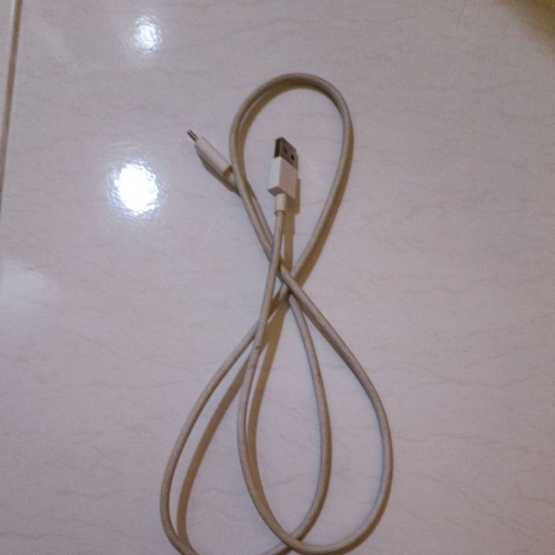 Preloved Kabel Cable Data Type C Original Bekas